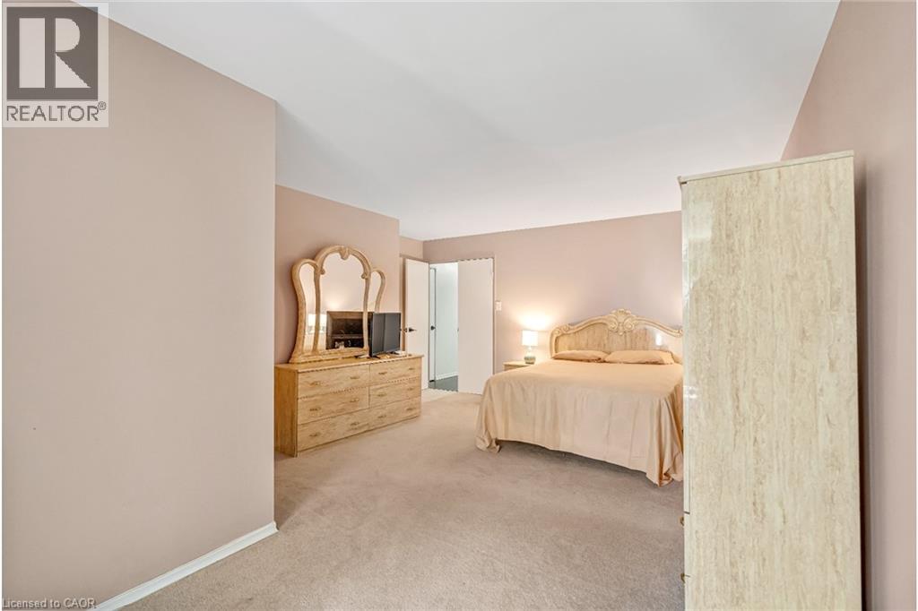 Photo 13 of 1050 Falgarwood Drive Unit 121, Oakville ON
