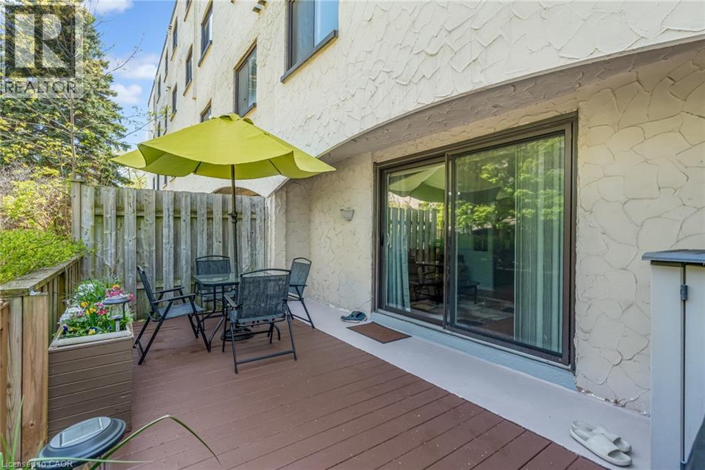 Photo 7 of 1050 Falgarwood Drive Unit 121, Oakville ON