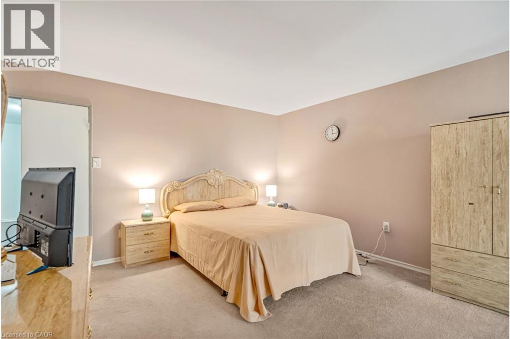 Photo 8 of 1050 Falgarwood Drive Unit 121, Oakville ON