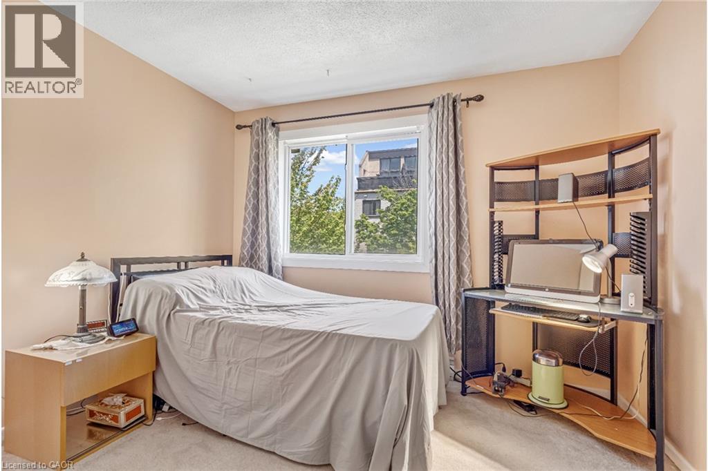 Photo 12 of 1050 Falgarwood Drive Unit 121, Oakville ON