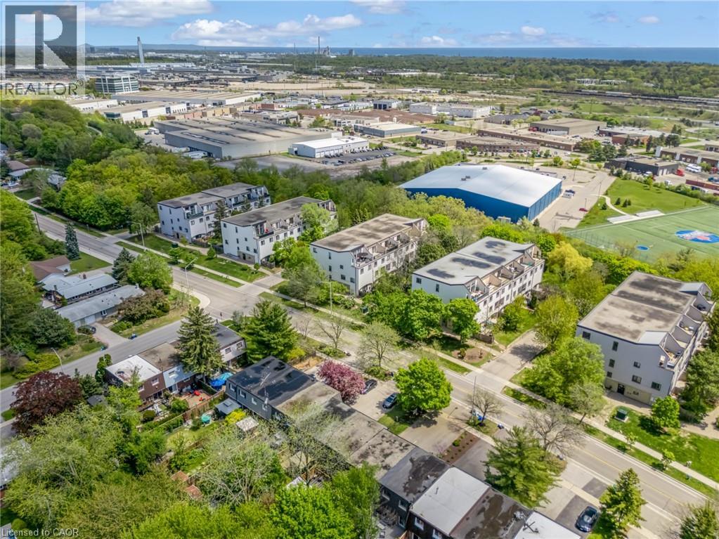Photo 10 of 1050 Falgarwood Drive Unit 121, Oakville ON