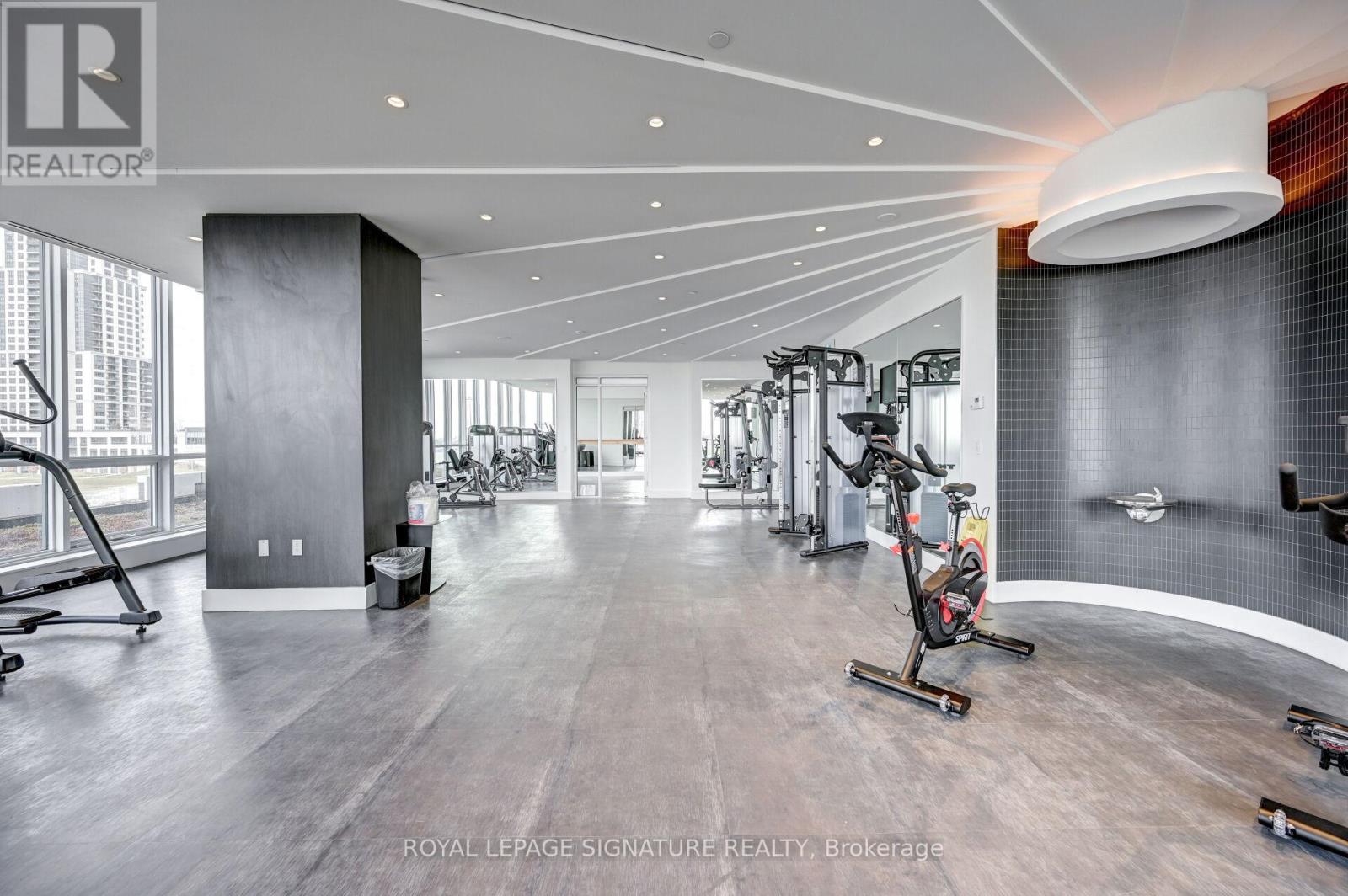 Photo 13 of 1610 30 Gibbs Road, Toronto ON