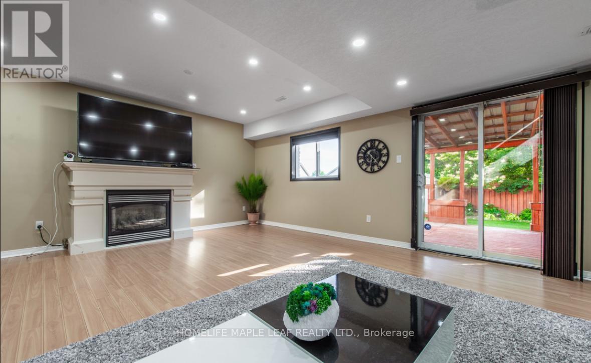 Photo 2 of 53 Biscayne Crescent, Orangeville ON