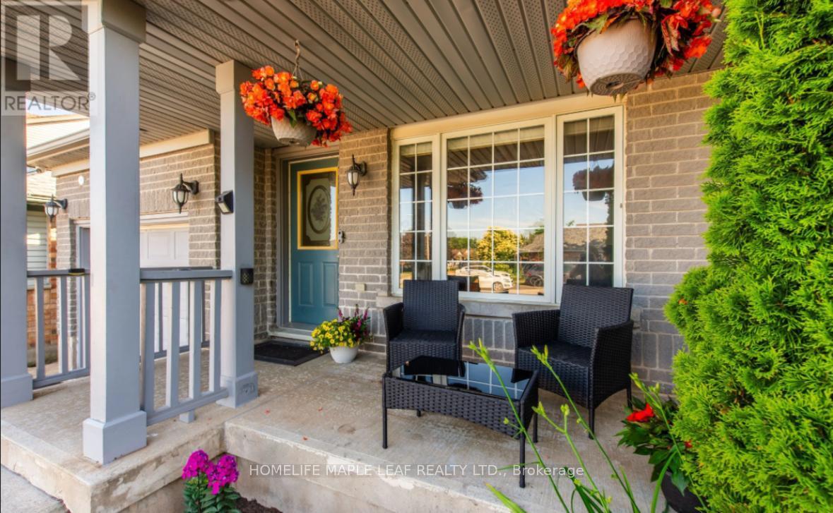 Photo 37 of 53 Biscayne Crescent, Orangeville ON