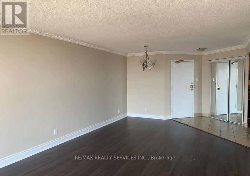 Photo 1 of 1412 35 Trailwood Drive, Mississauga ON