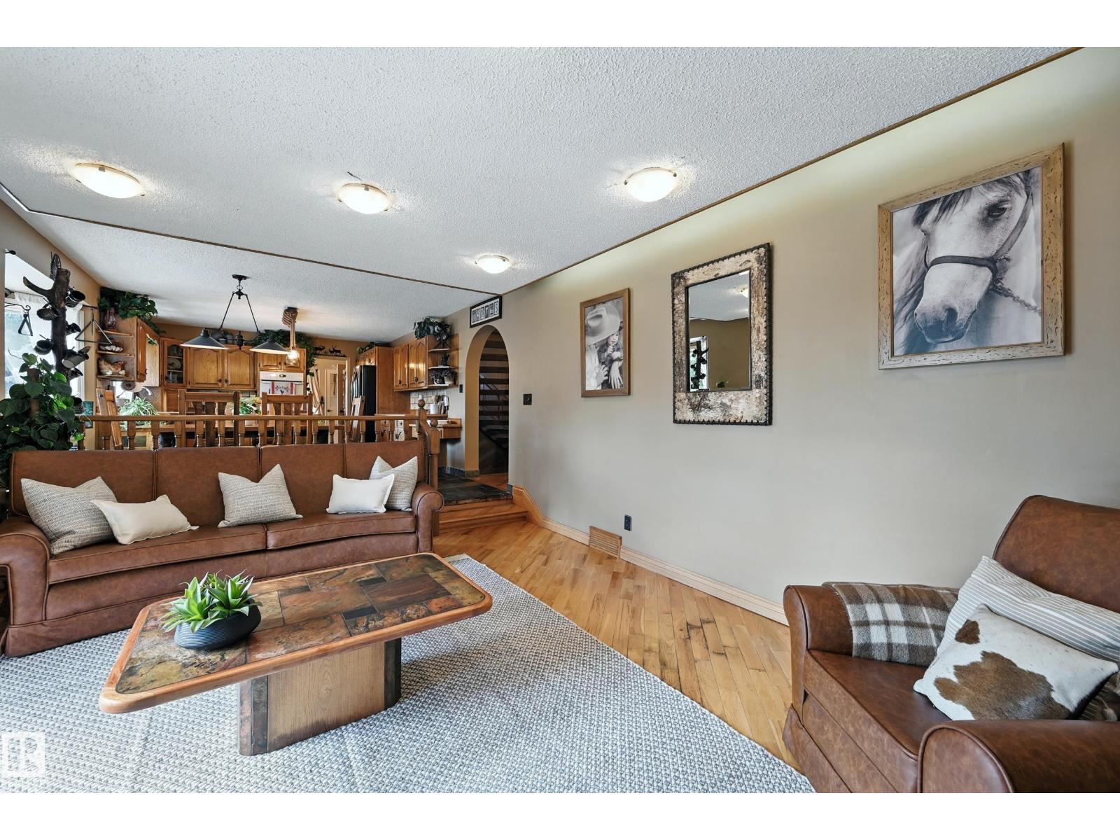 16815 41 AV SW - 20