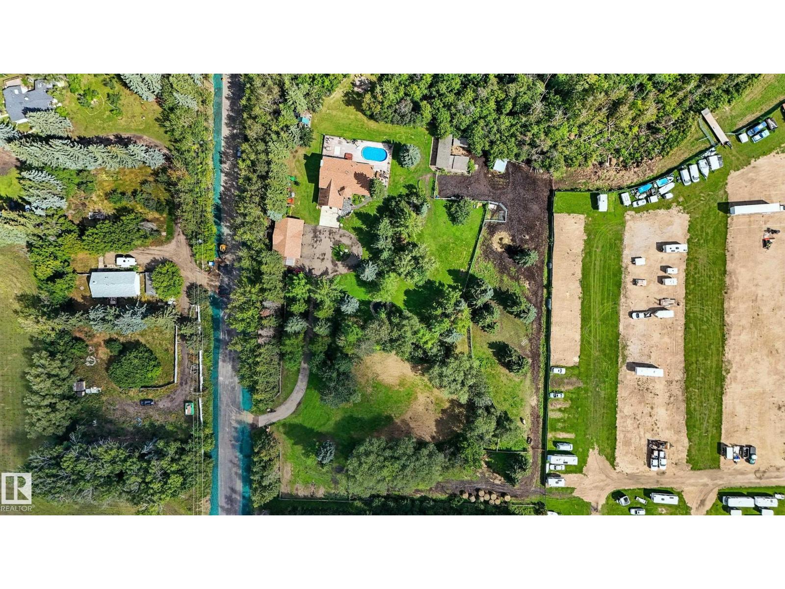 16815 41 AV SW - 62