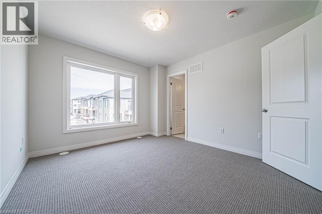 Photo 3 of 155 Equestrian Way Unit 88, Cambridge ON