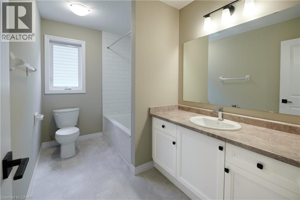 Photo 20 of 364 Chokecherry Crescent, Waterloo ON