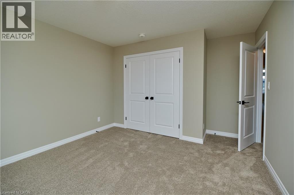 Photo 10 of 364 Chokecherry Crescent, Waterloo ON