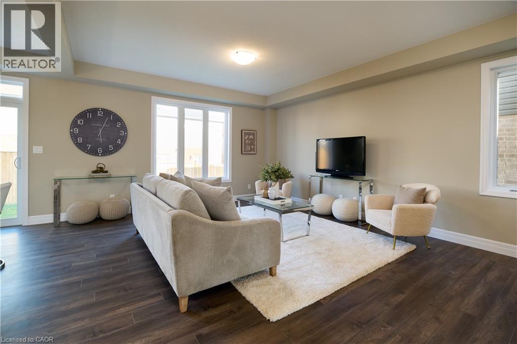 Photo 11 of 364 Chokecherry Crescent, Waterloo ON