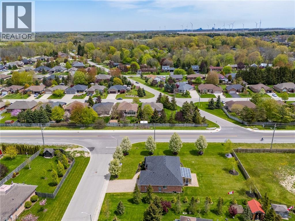 Photo 33 of 44 Forest Wood Drive, Port Dover ON