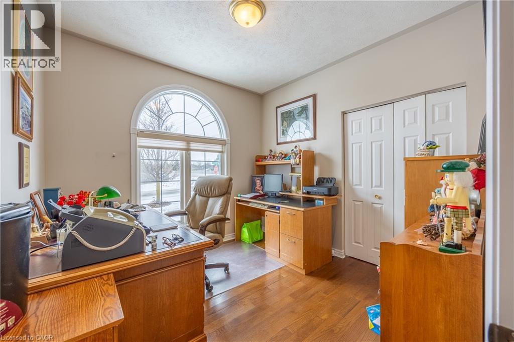 Photo 10 of 44 Forest Wood Drive, Port Dover ON