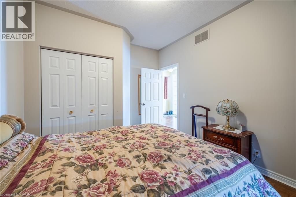 Photo 13 of 44 Forest Wood Drive, Port Dover ON