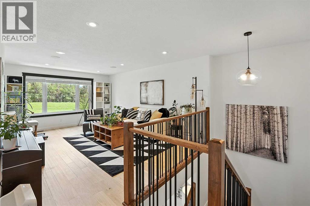Photo 14 of 66 Grove Close, Red Deer AB