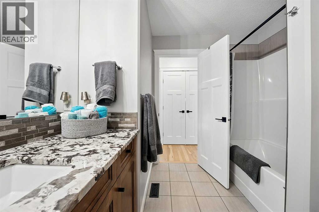 Photo 23 of 66 Grove Close, Red Deer AB