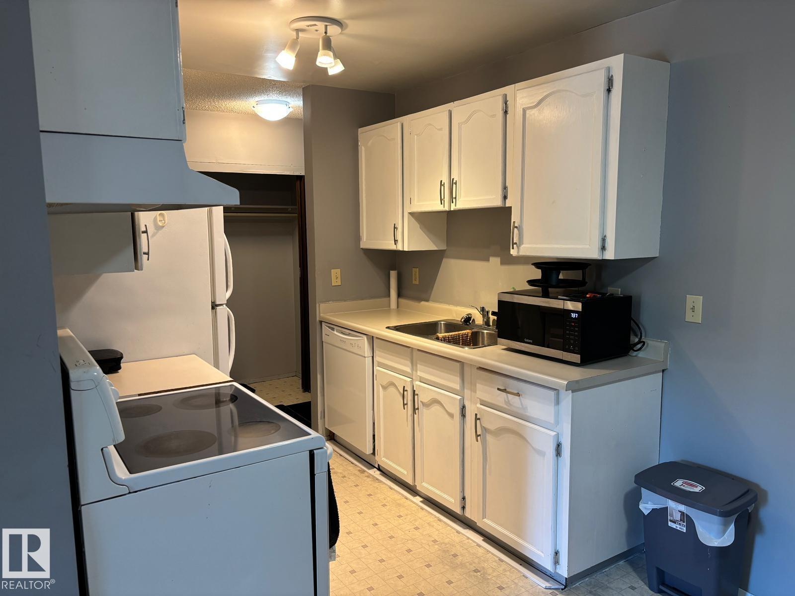 #212 5705 51 STREET - 5