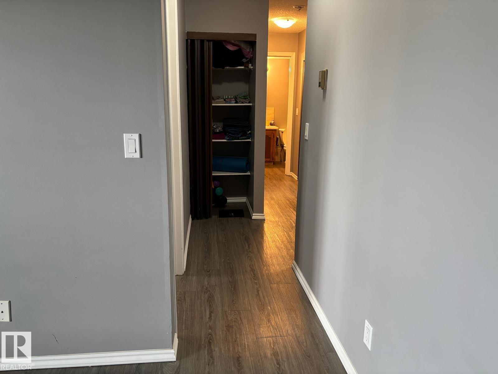 #209 5705 51 ST - 14
