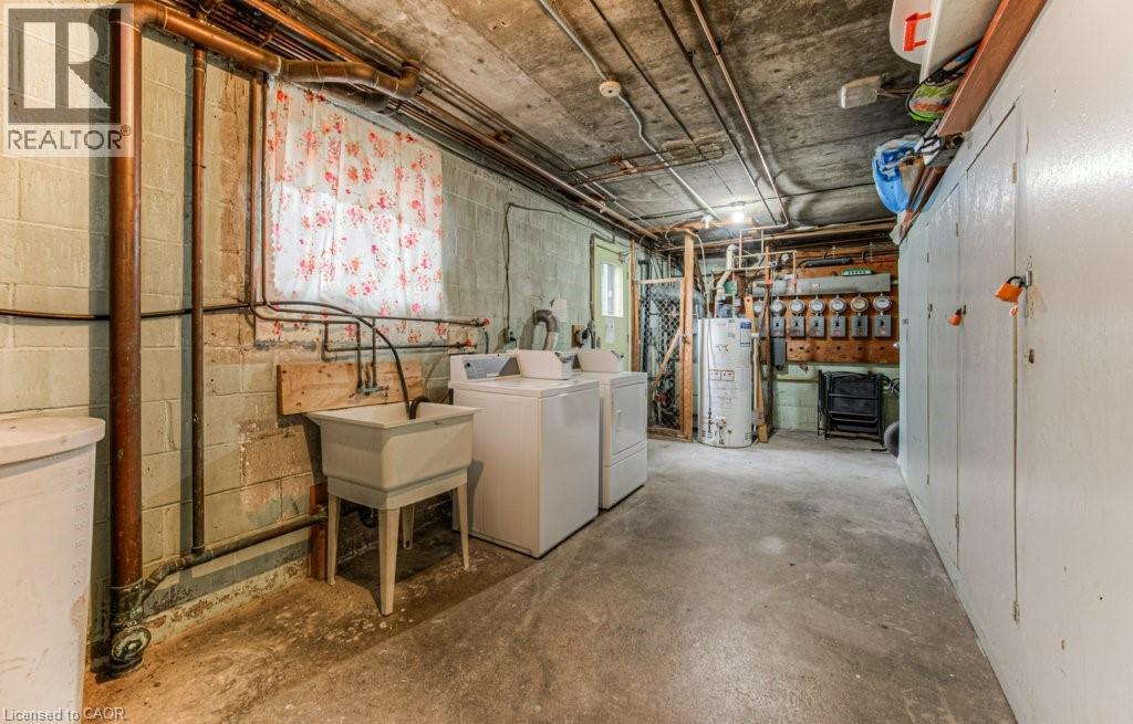 Photo 14 of 24 Cait Avenue, Kitchener ON