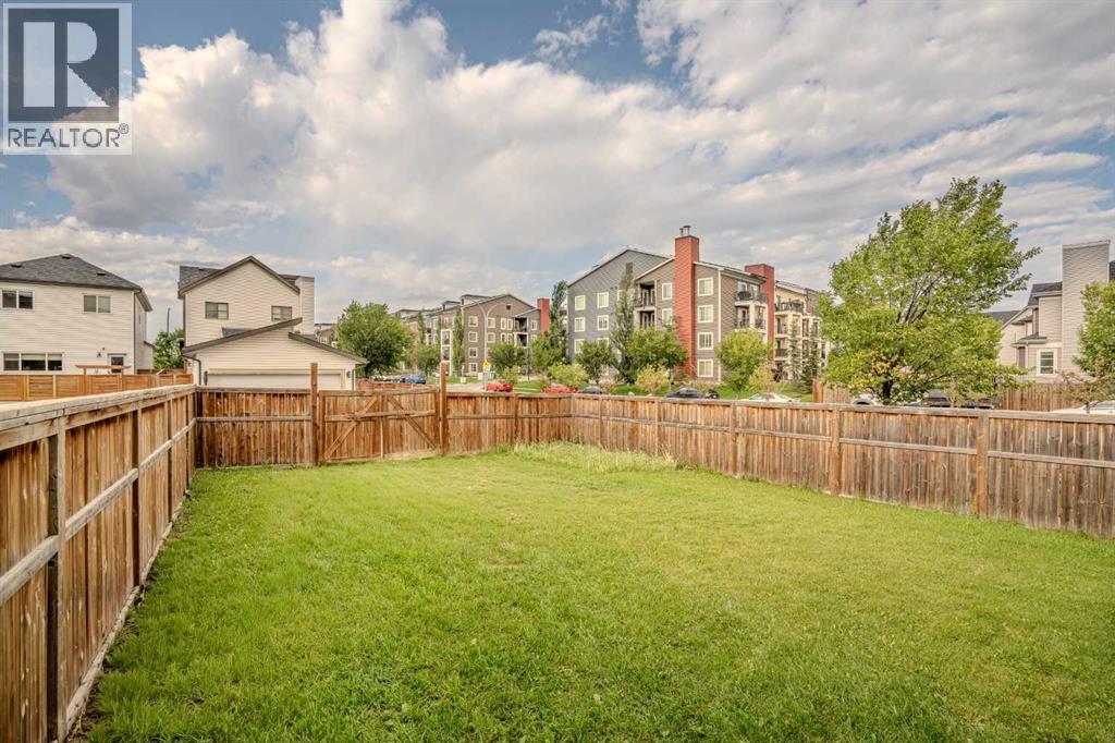 Photo 5 of 4 Copperpond Parade Se, Calgary AB