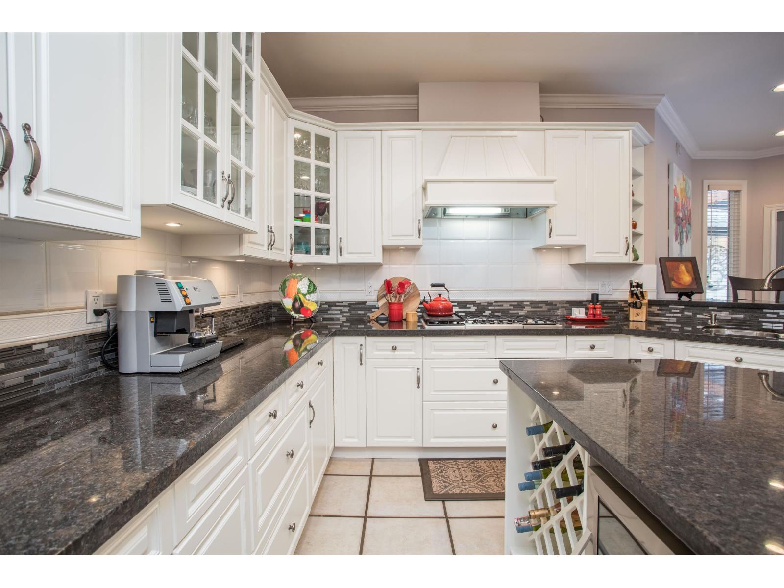Photo 16 of 5793 E Kettle Crescent, Surrey BC