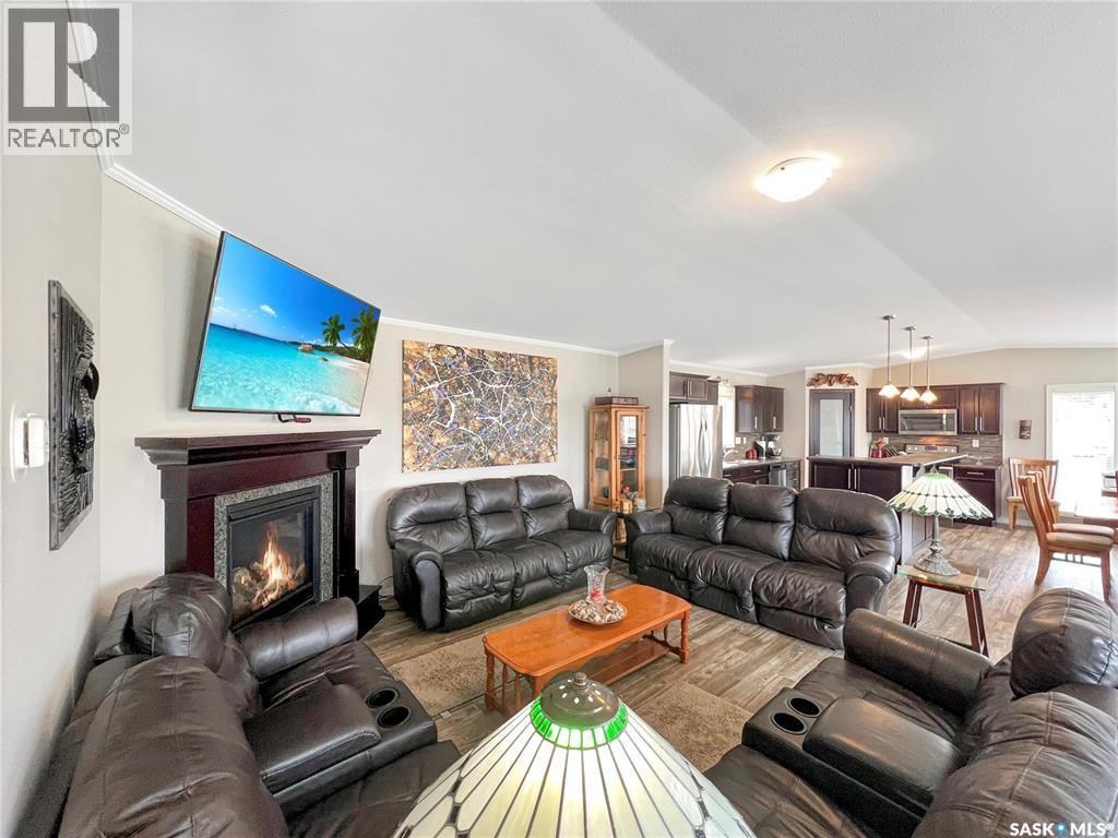 Photo 13 of 4 Pine Drive, Candle Lake SK