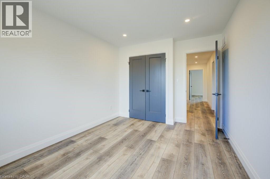 Photo 32 of 573 Guelph Street, Kitchener ON