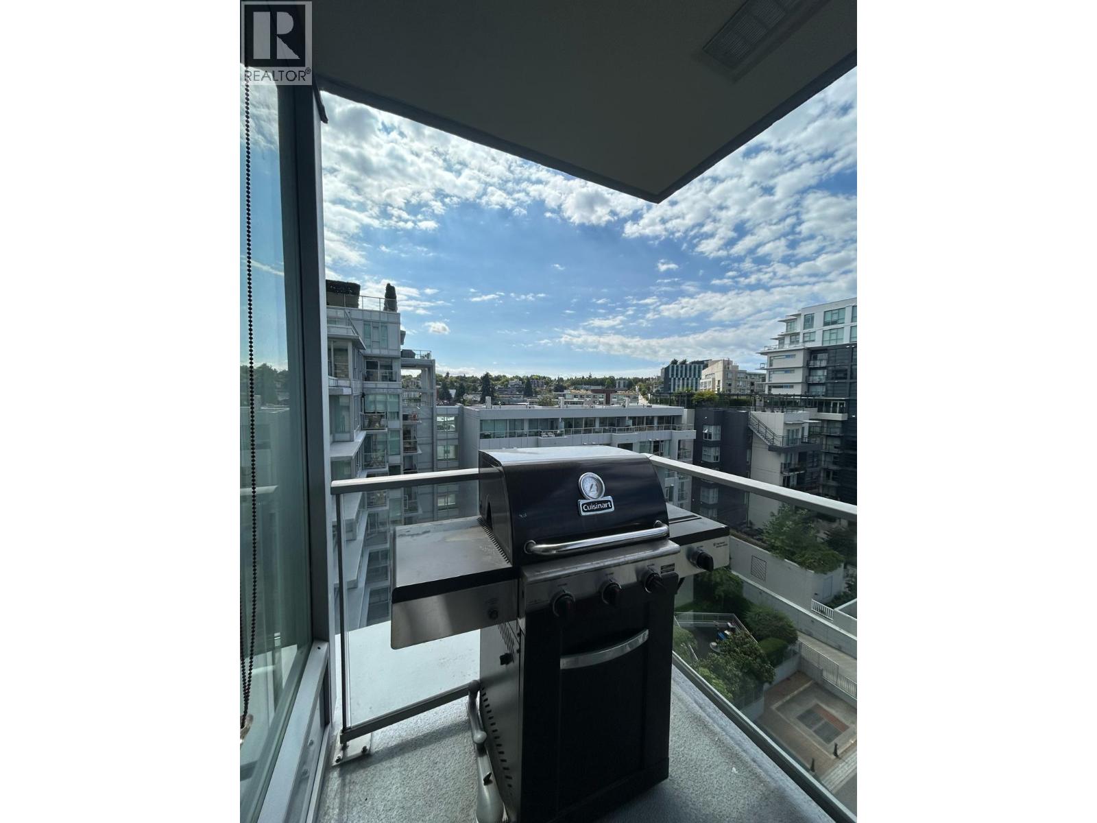 Photo 5 of 907 1833 Crowe Street, Vancouver BC