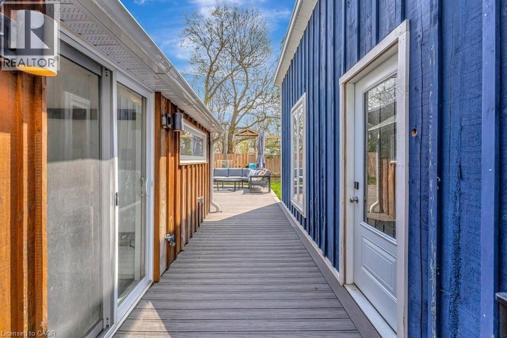 Photo 9 of 102 Poplar Avenue, Acton ON