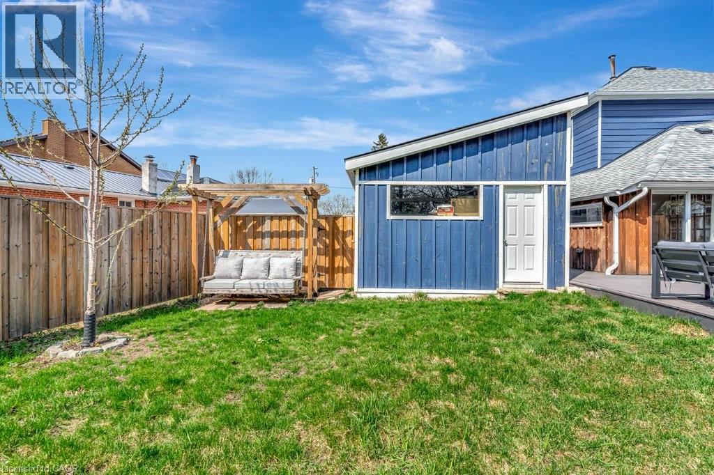 Photo 17 of 102 Poplar Avenue, Acton ON