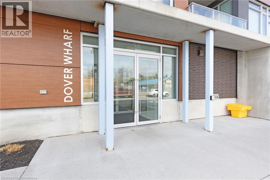 Photo 10 of 38 Harbour Street Unit 203, Port Dover ON
