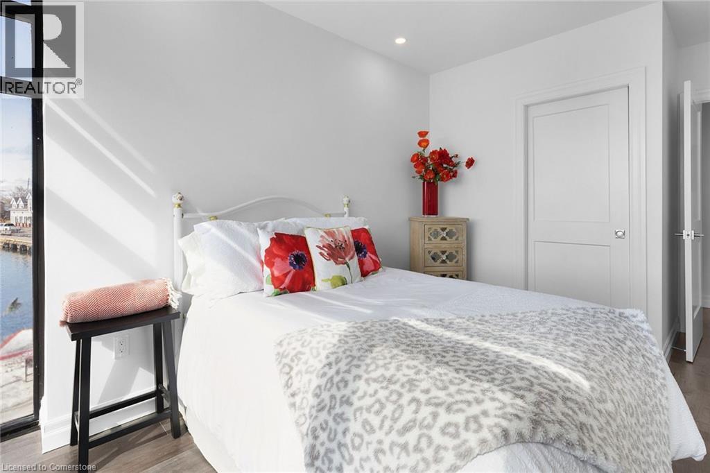 Photo 19 of 38 Harbour Street Unit 203, Port Dover ON