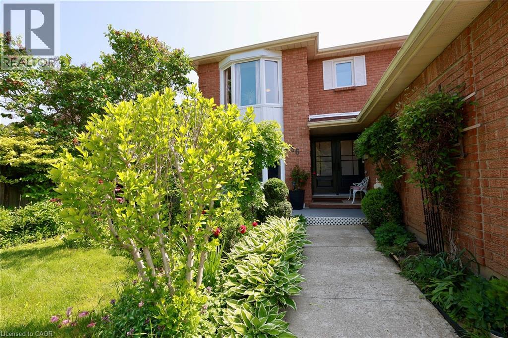 Photo 14 of 236 Westvale Drive, Waterloo ON