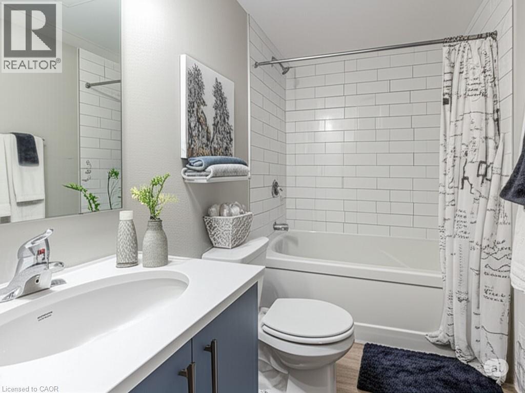 Photo 13 of 253 Chapel Hill Drive, Kitchener ON