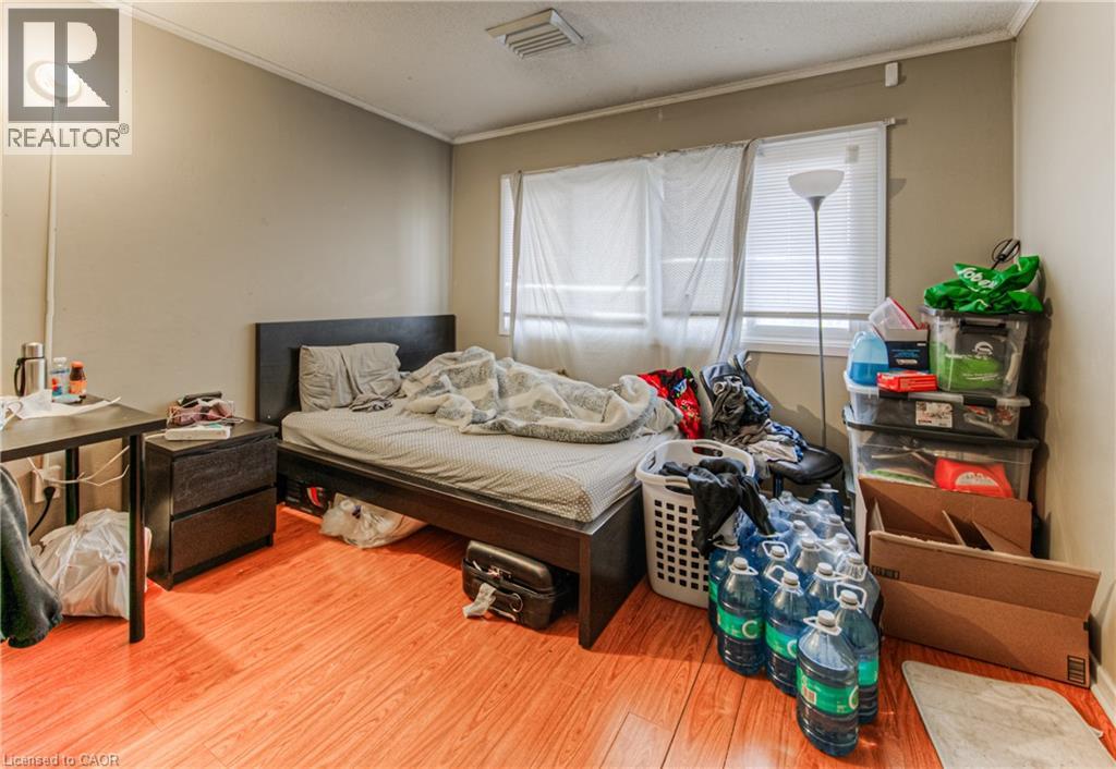 Photo 12 of 121 University Avenue E Unit 9, Waterloo ON