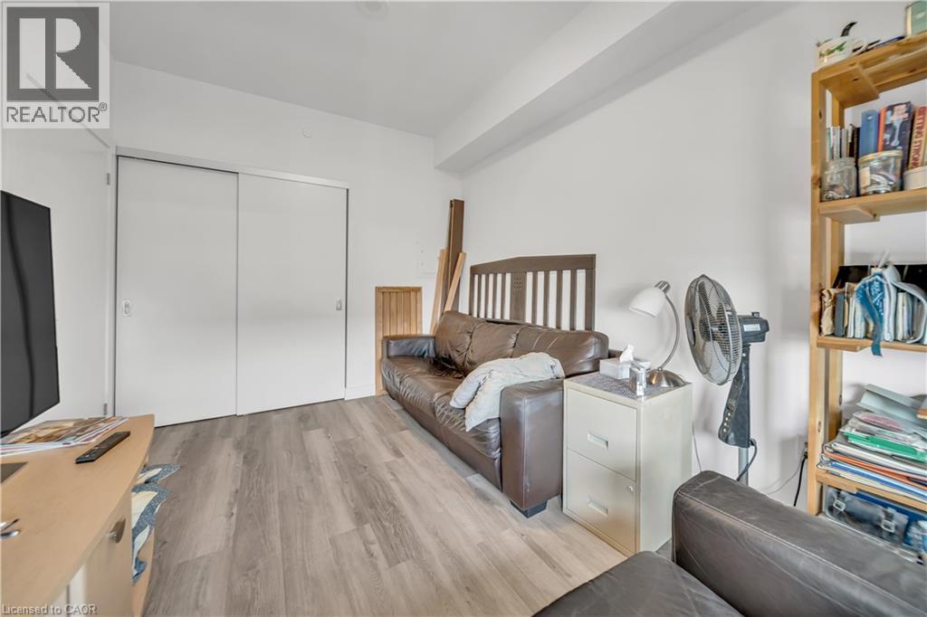 Photo 10 of 15 Wellington Street S Unit 2112, Kitchener ON