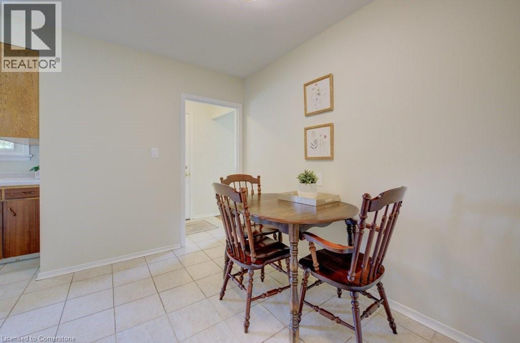 Photo 13 of 496 Franklin Street N, Kitchener ON