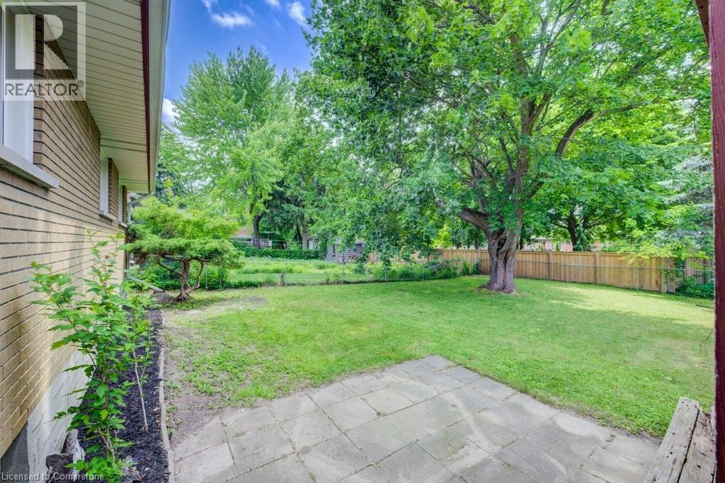 Photo 23 of 496 Franklin Street N, Kitchener ON