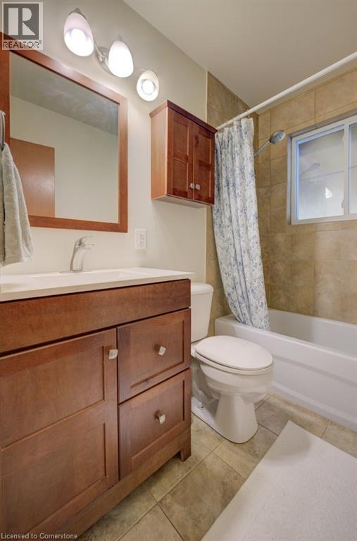 Photo 25 of 496 Franklin Street N, Kitchener ON