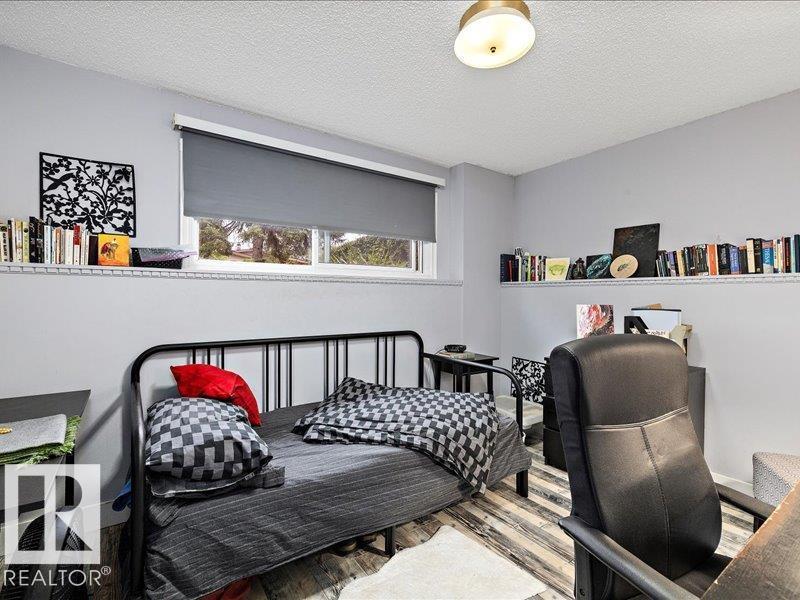 Photo 38 of 3832 110 St Nw Nw, Edmonton AB