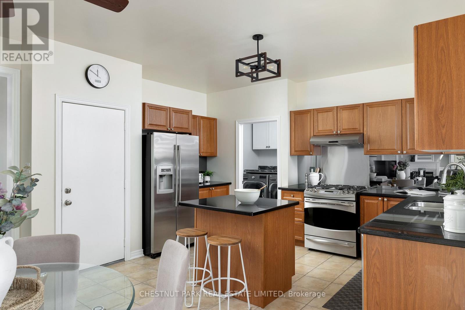 Photo 18 of 65 Northern Dancer Drive, Oshawa ON