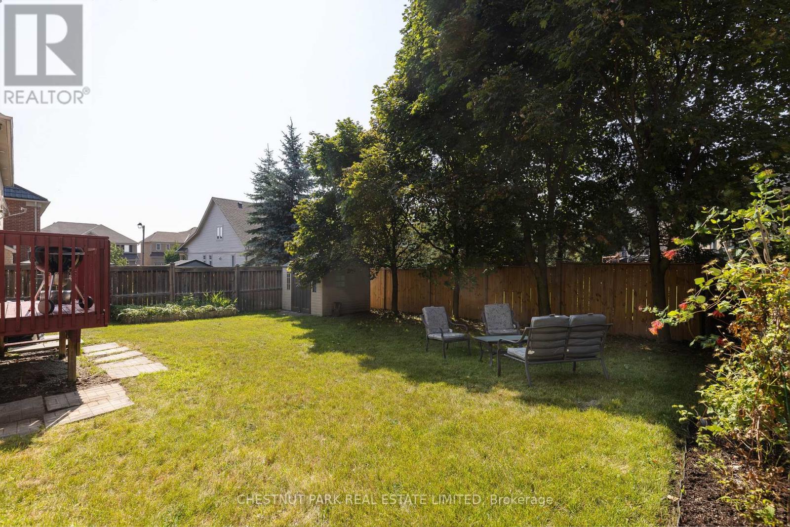 Photo 9 of 65 Northern Dancer Drive, Oshawa ON