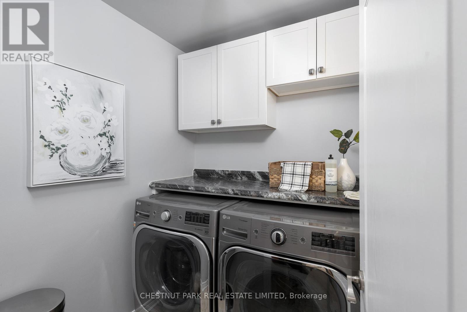 Photo 21 of 65 Northern Dancer Drive, Oshawa ON