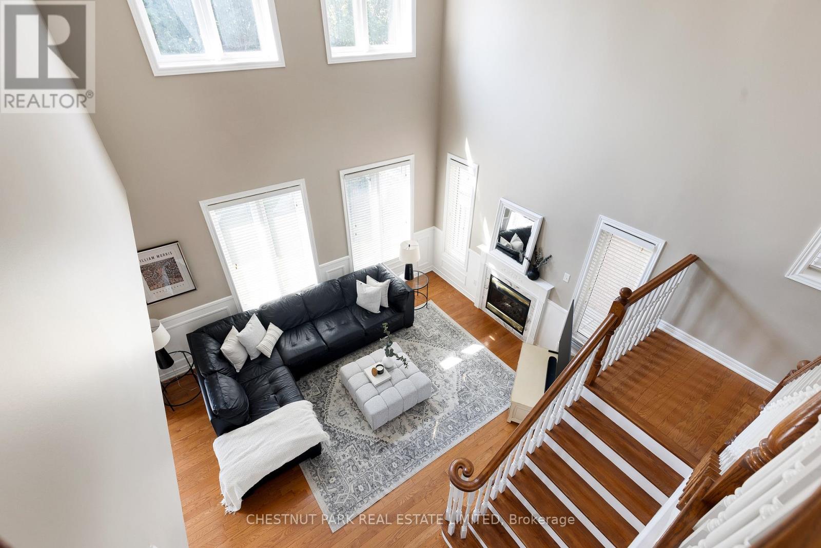 Photo 26 of 65 Northern Dancer Drive, Oshawa ON