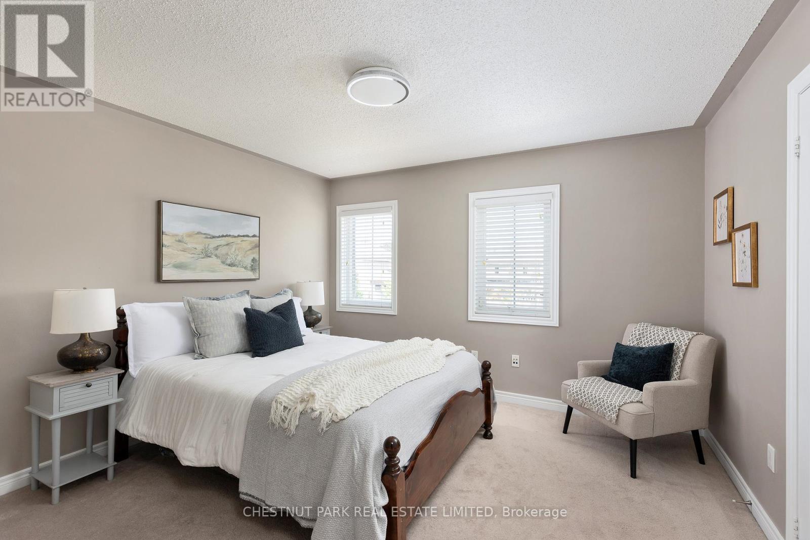Photo 22 of 65 Northern Dancer Drive, Oshawa ON