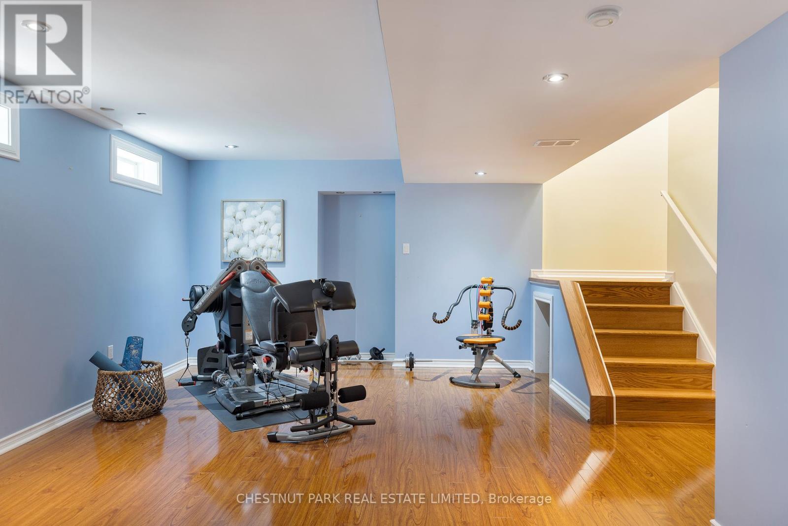 Photo 14 of 65 Northern Dancer Drive, Oshawa ON