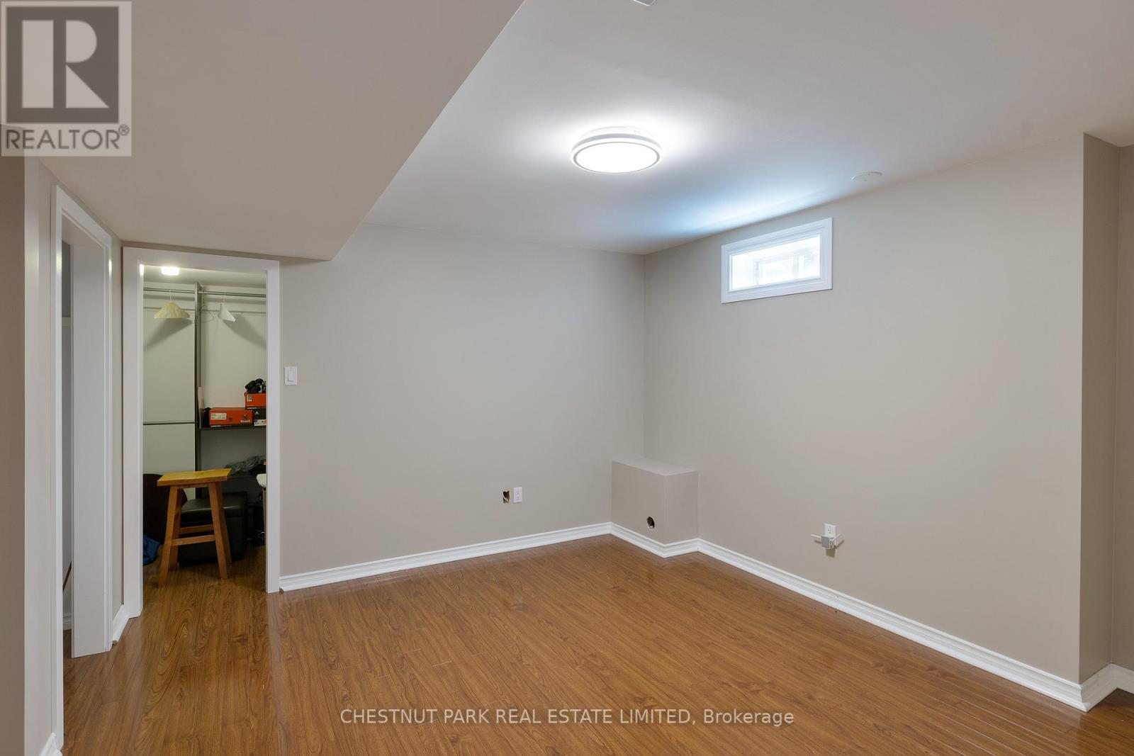 Photo 29 of 65 Northern Dancer Drive, Oshawa ON
