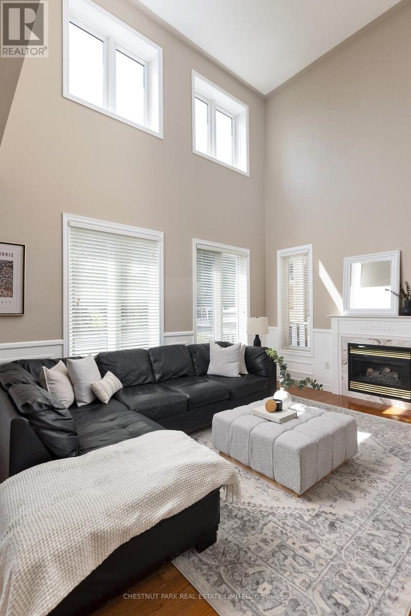 Photo 10 of 65 Northern Dancer Drive, Oshawa ON