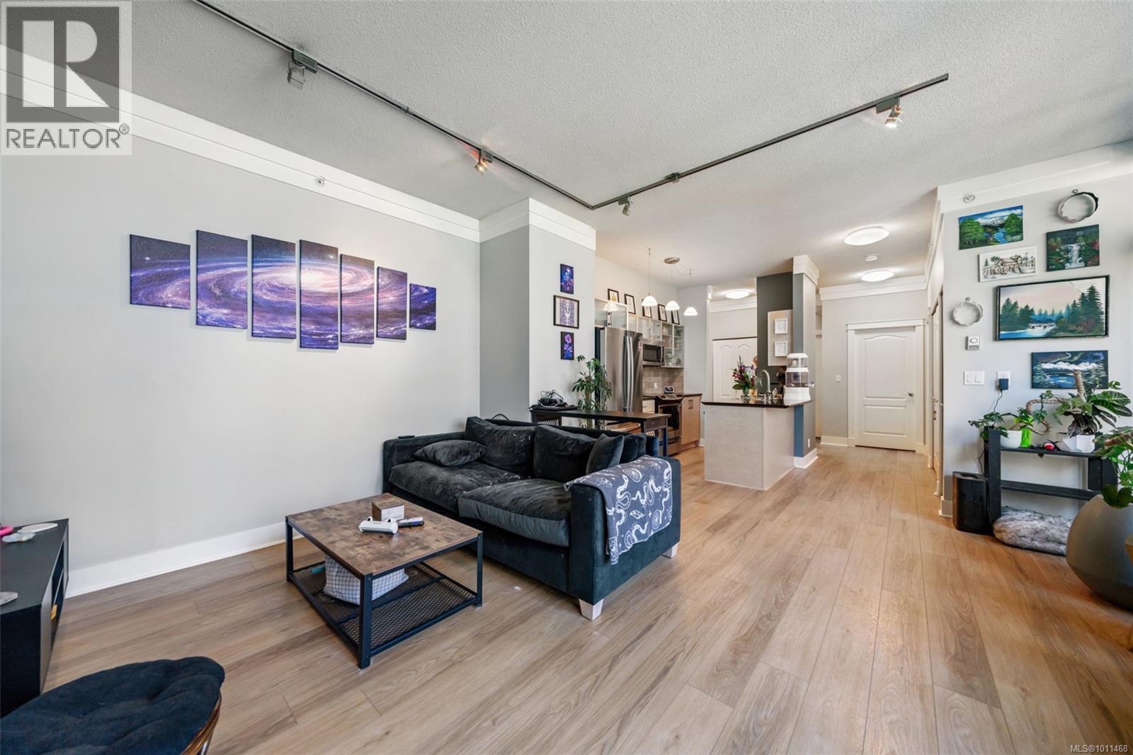Photo 10 of 210 845 Yates St, Victoria BC
