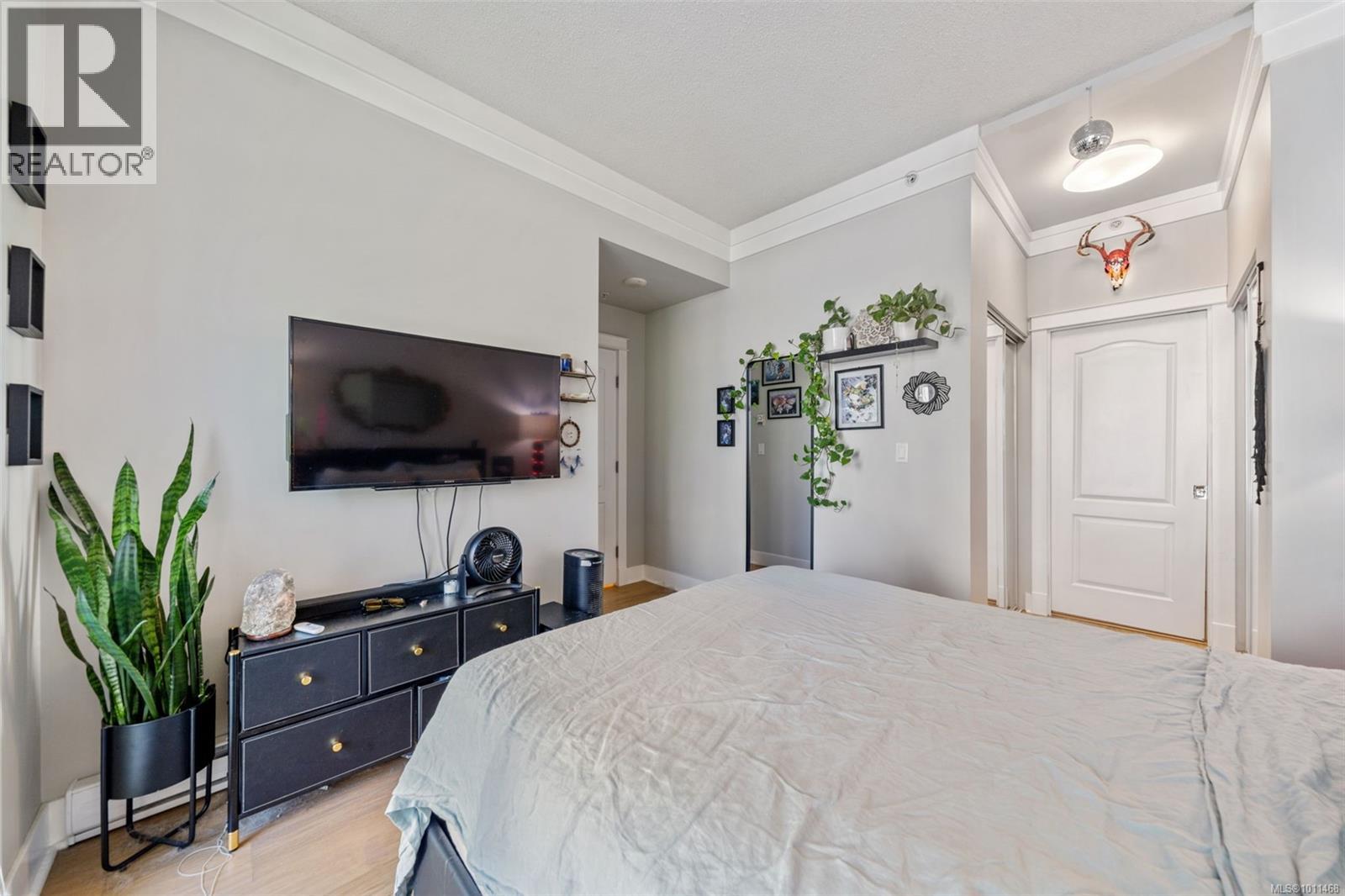 Photo 34 of 210 845 Yates St, Victoria BC